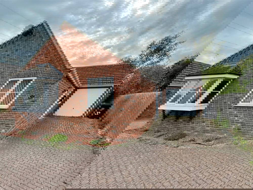 Harvey Close, BOURNE Eckfords Estate Agents