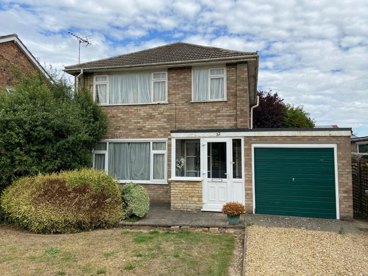 Pinewood Close, Bourne Eckfords Estate Agents