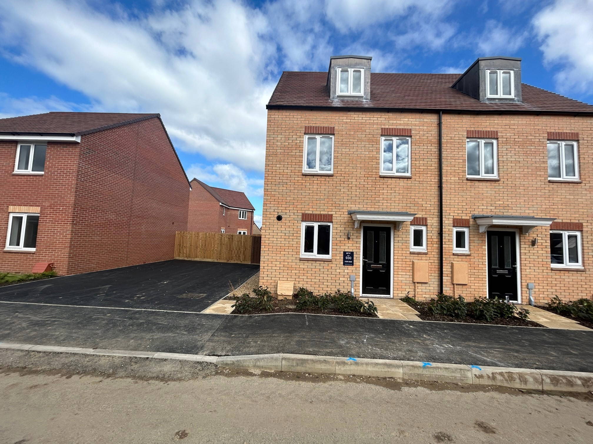 Fontwell Park Drive, BOURNE Eckfords Estate Agents