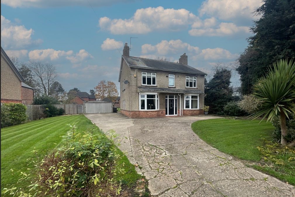 North Road, Bourne