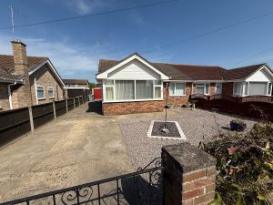 Churchill Avenue, Bourne